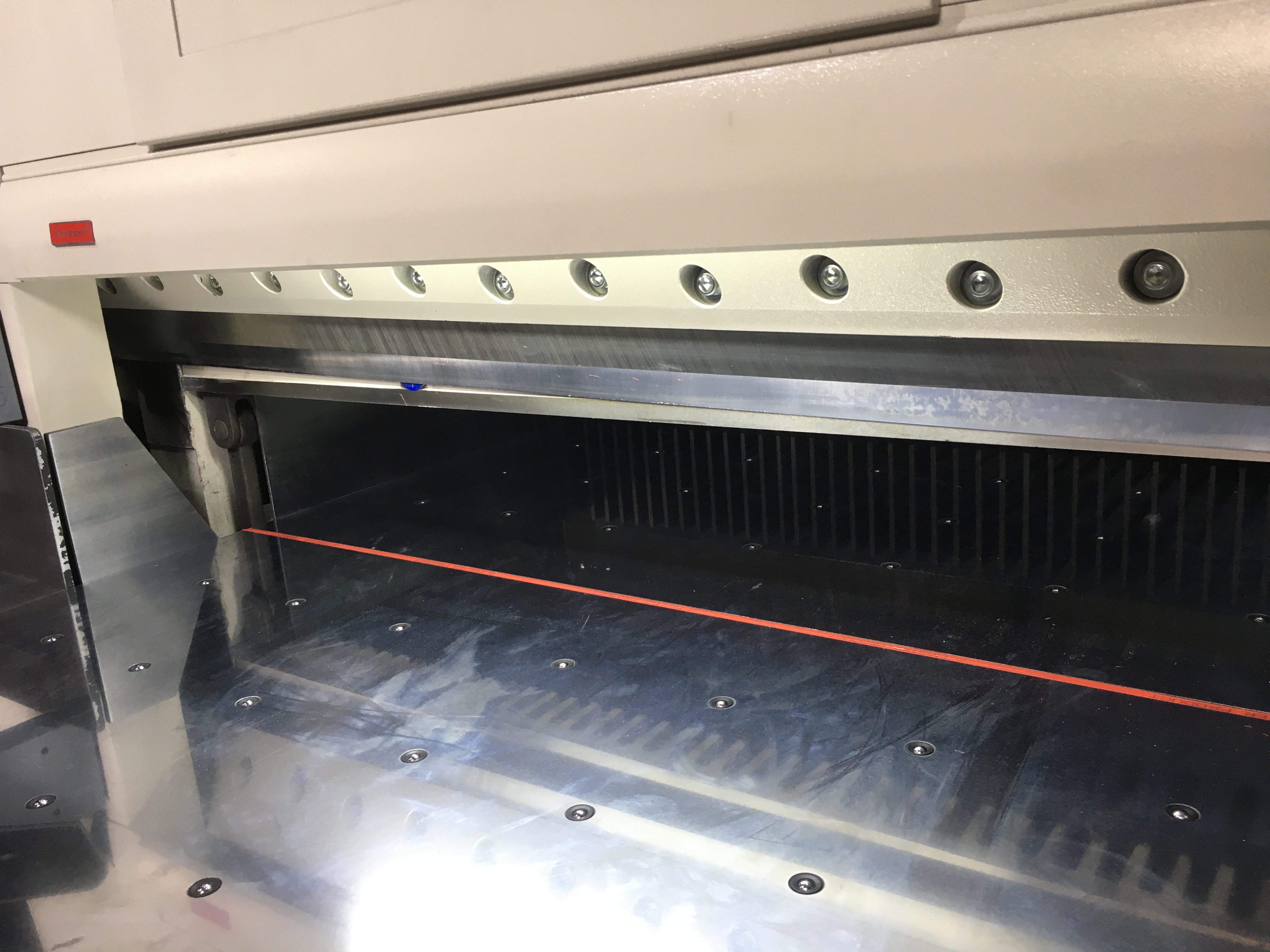 Program Layar 8 Inch Controlled Paper Cutter